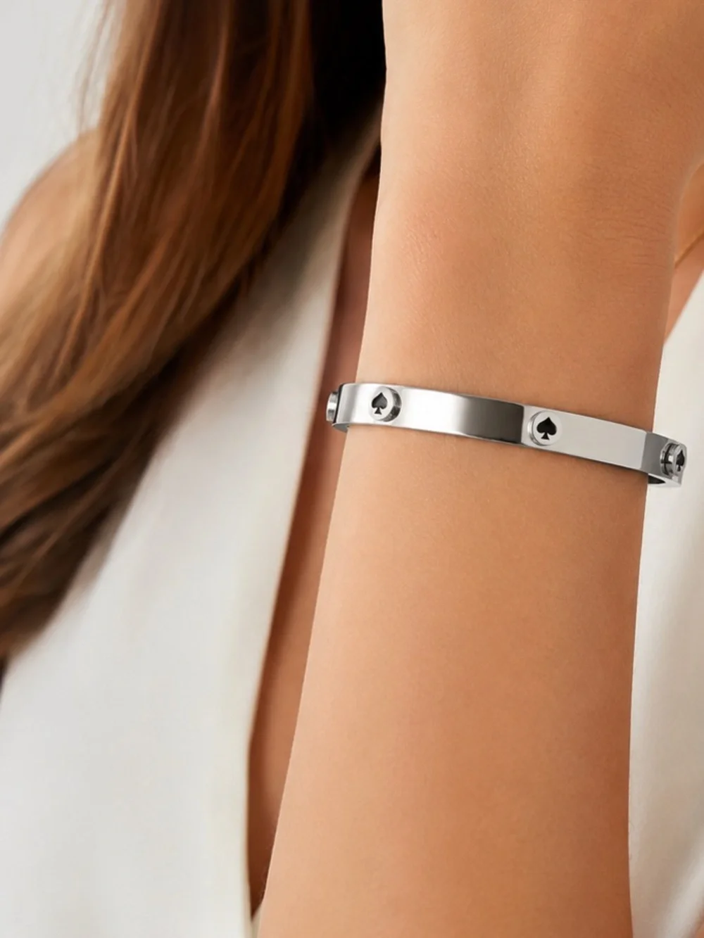Kate Spade Spot The Spade Studded Hinged Bangle – Silver Tone Stainless Steel 🩶
